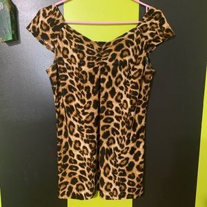 Leopard top pin-up style